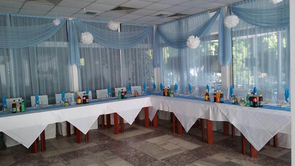 Park Hotel Persey فارنا المظهر الخارجي الصورة